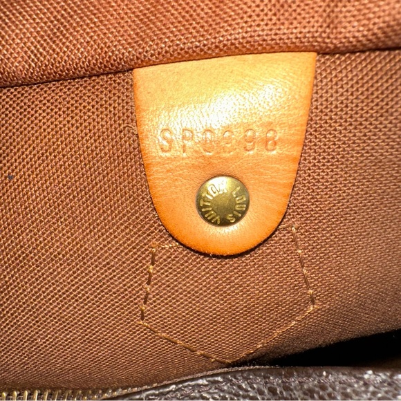 Louis Vuitton Speedy 30 - Picture 14 of 16